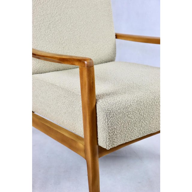 1970s Set of Vintage Beige Boucle Sofa and Armchair, 1970s For Sale - Image 5 of 18