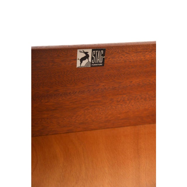 Wood Concorde Range Chest of Drawers in Oak and Beech by John & Sylvia Reid for Stag, 1960s For Sale - Image 7 of 18