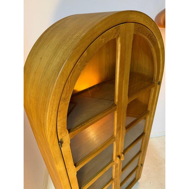 Wood Round Arched Teak Display Case with Lighting from Dyrlund For Sale - Image 7 of 11