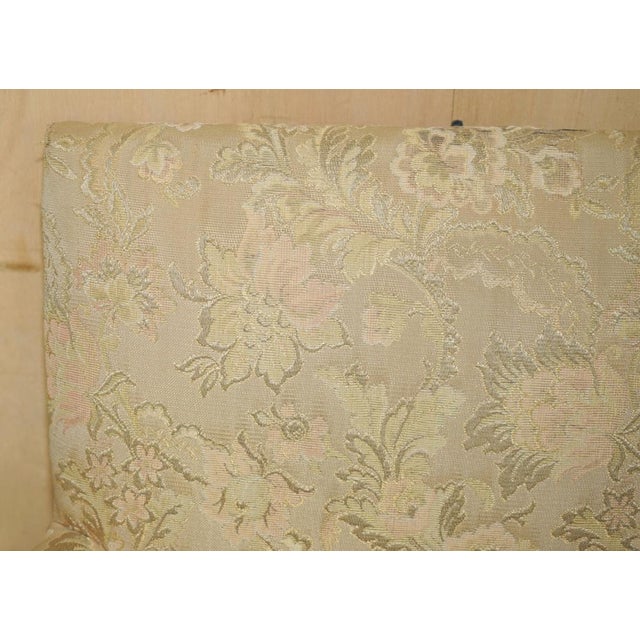 Irish George III Carved Gainsborough Armchair, 1880s For Sale - Image 4 of 18