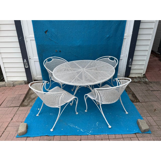Mid Century Scroll Leg Wrought Iron Patio Set of 5 For Sale - Image 4 of 12