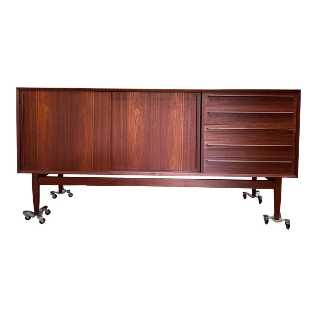 1960s h.p. Hansen’s Mobelindustri Danish Mid Century Modern Teak Credenza / Sideboard / Buffet or Tv Stand For Sale