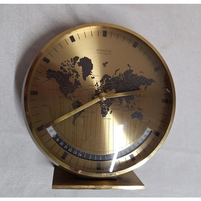 Metal Vintage German Table Clock by Heinrich Möller for Kienzle, 1970s For Sale - Image 7 of 7
