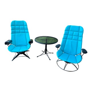 Restored Vintage 1960s Wire Patio Set Attributed to Homecrest - 3 Pieces For Sale