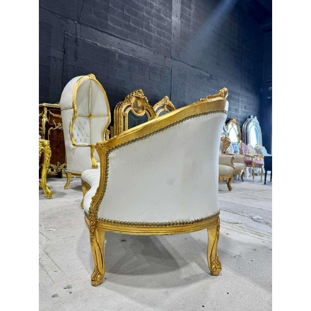 French Chaise Longue White Leather Crystal Glass Buttons French Style For Sale - Image 3 of 10