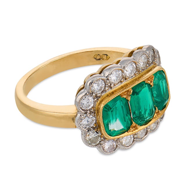 1940s Retro English Gia Colombia No Oil Emerald Diamond 18k Two Tone Gold Ring, Size 4 For Sale - Image 4 of 8