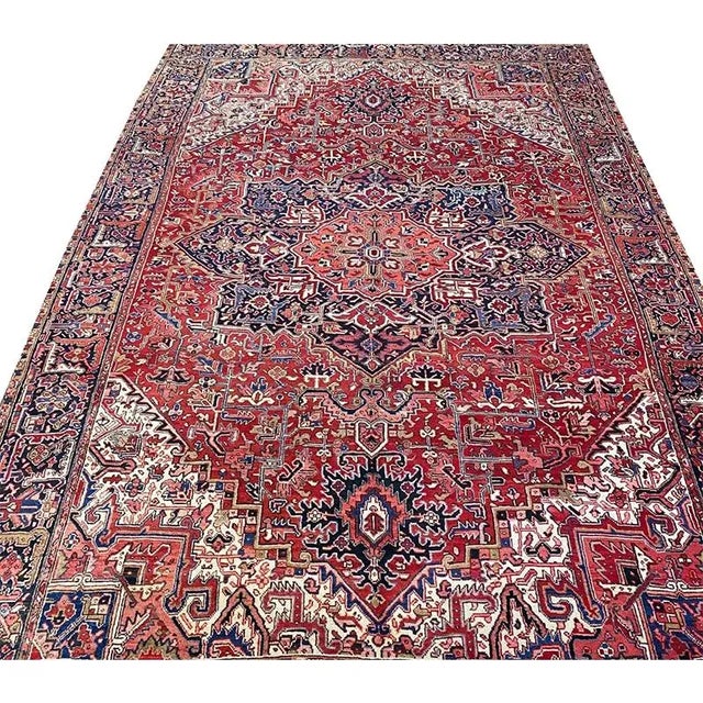 1950s Old Persian Heriz Area Rug 8’3″ X 11’10” For Sale - Image 4 of 13