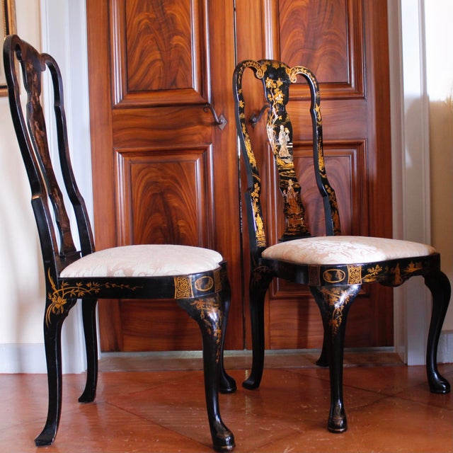 Early 20th Century Pair of George I Style Black and Gilt Japanned Side Chairs For Sale - Image 5 of 18