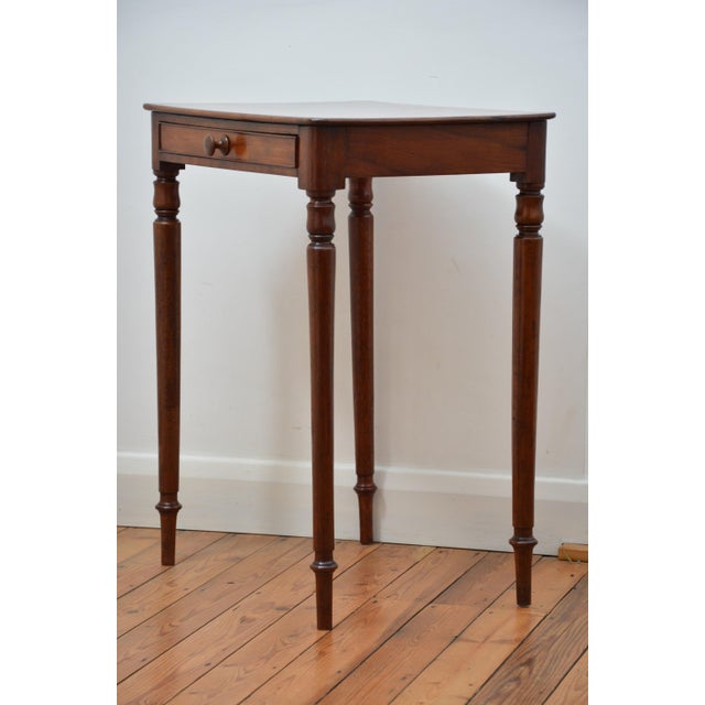 Very elegant english william iv occasional table, having a single piece of timber top in figured mahogany above a shallow...