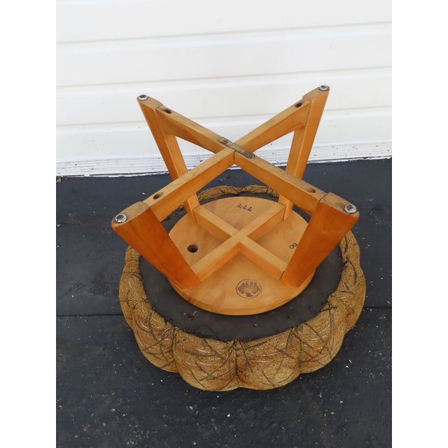 Mid 20th Century Heywood Wakefield Solid Maple Vanity Makeup Table and Swivel Stool 6615 For Sale - Image 5 of 18