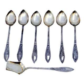 Silver Coffee Spoons and Sugar Shovel with Floral Handle Reliefs, Set of 6 For Sale