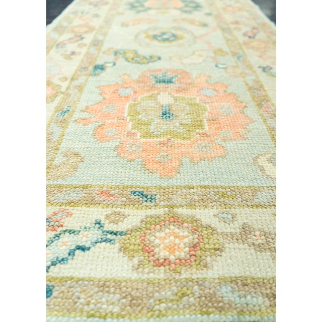 Early 21st Century Turkish Oushak Rug 2'4" x 4'10" #20122 For Sale - Image 5 of 8