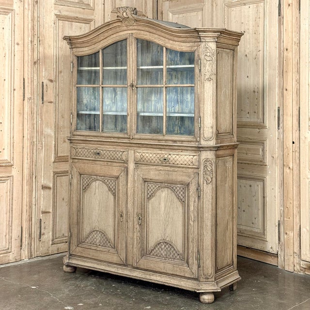 French 18th Century Rustic Belgian Regence Stripped Oak Bookcase Cabinet For Sale - Image 3 of 18