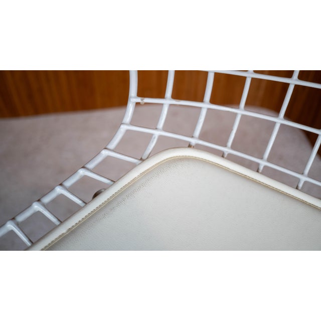 Vintage Knoll Bertoia White Side Chair For Sale - Image 15 of 18