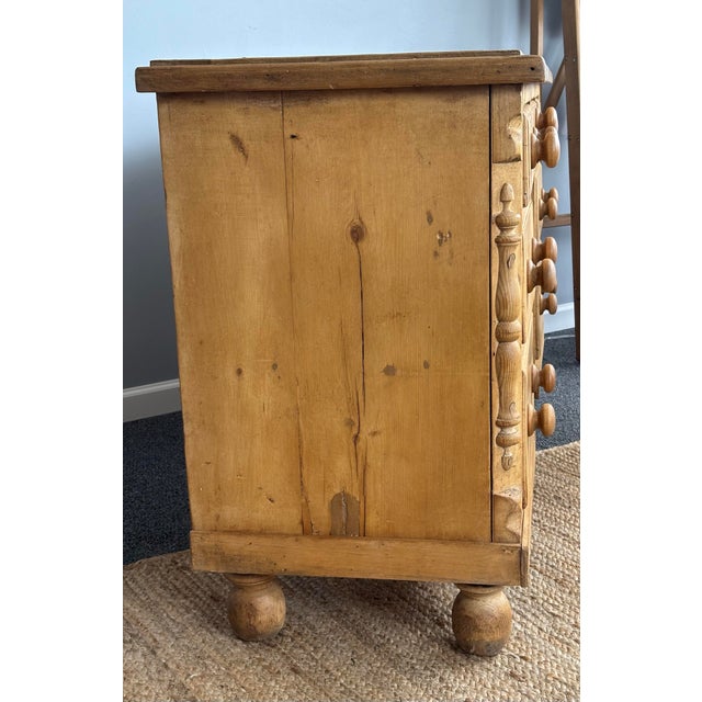19th Century English Pine Dresser Base For Sale - Image 4 of 10