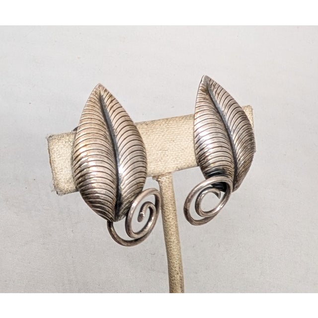 Napier Vintage Signed Napier Silvertone Linden Leaves Clip Earrings, 1954 Ad Piece- 2 Pieces For Sale - Image 4 of 8
