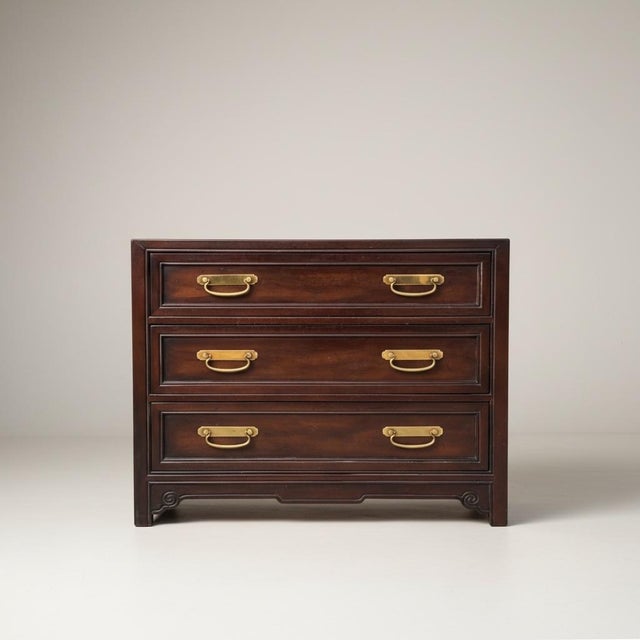 Campaign 1960s Mid-Century Henredon Ming Style Campaign Hardware Walnut Chest of Drawers For Sale - Image 3 of 8
