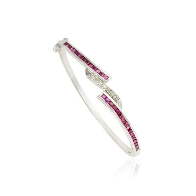 Art Nouveau Vintage 925 Sterling Silver Ruby & Diamond Bangle Bracelet- Elegant Gemstone Hinged Bracelet For Sale - Image 3 of 11