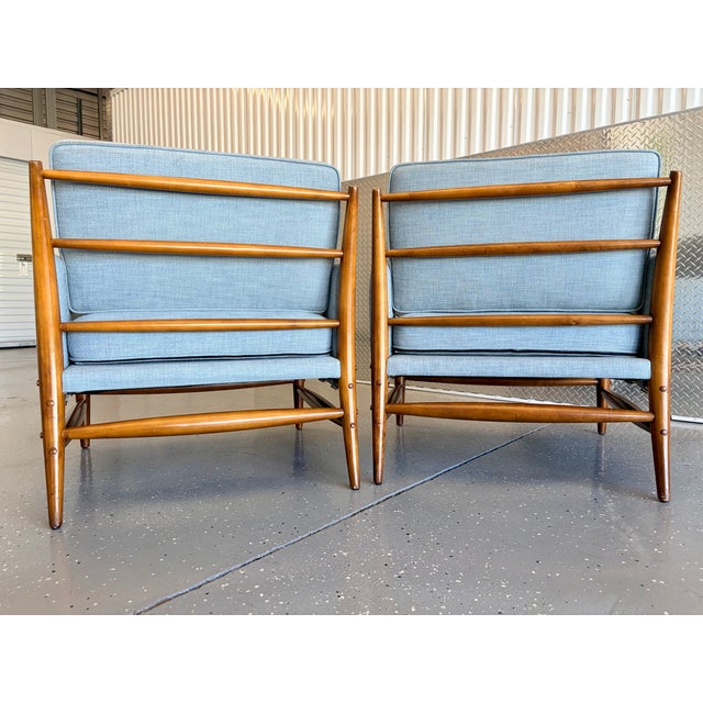 Pair of Modern Lounge Chairs by Brand Standard Furnishings For Sale - Image 4 of 7
