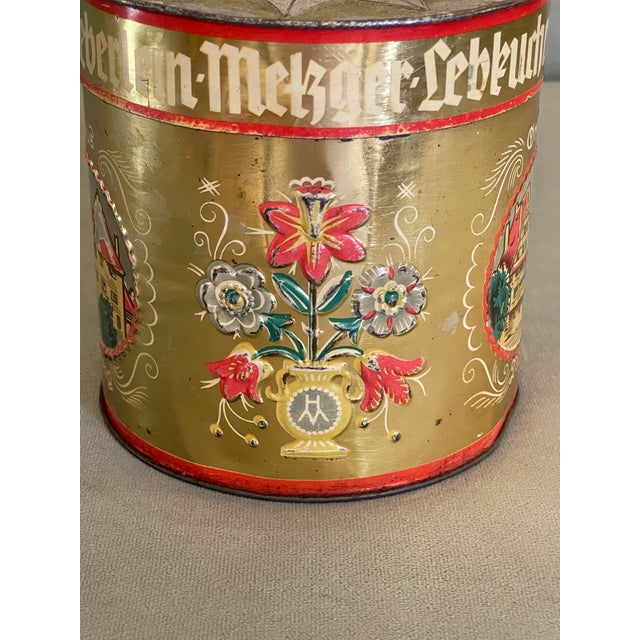 Early 20th Floral Gold Round Tin For Sale - Image 4 of 7