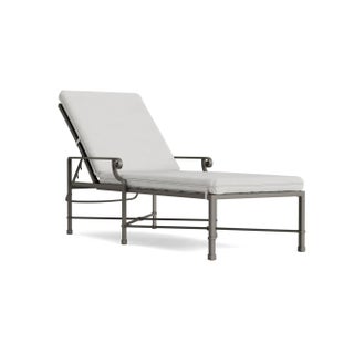 Brown Jordan Venetian Adjustable Chaise Lounge, Mica frame with Fusion Dove fabric For Sale