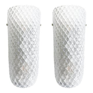 Set of Two Mid-Century Modern Transparent "Graniglia" Rombus Murano Glass Wall Sconces For Sale