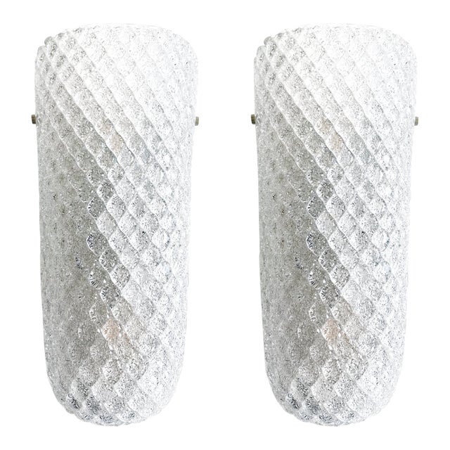 Set of Two Mid-Century Modern Transparent "Graniglia" Rombus Murano Glass Wall Sconces For Sale