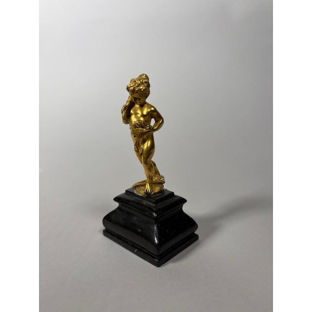 Sculpture, Child Hercules, 17th century - 10.5 cm - Gilded bronze For Sale - Image 9 of 9