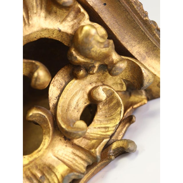 Late 19th Century 18th Century Italian Rococo Giltwood Corner Wall Bracket, 1870 For Sale - Image 5 of 18