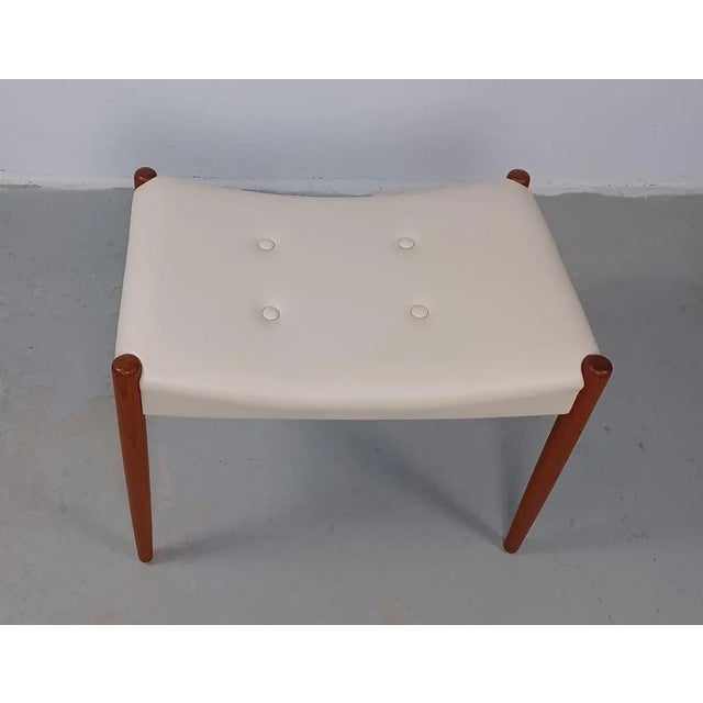Fully Restored Danish Footstool in Teak Reupholstered in Cream Leather, 1960s For Sale - Image 3 of 8