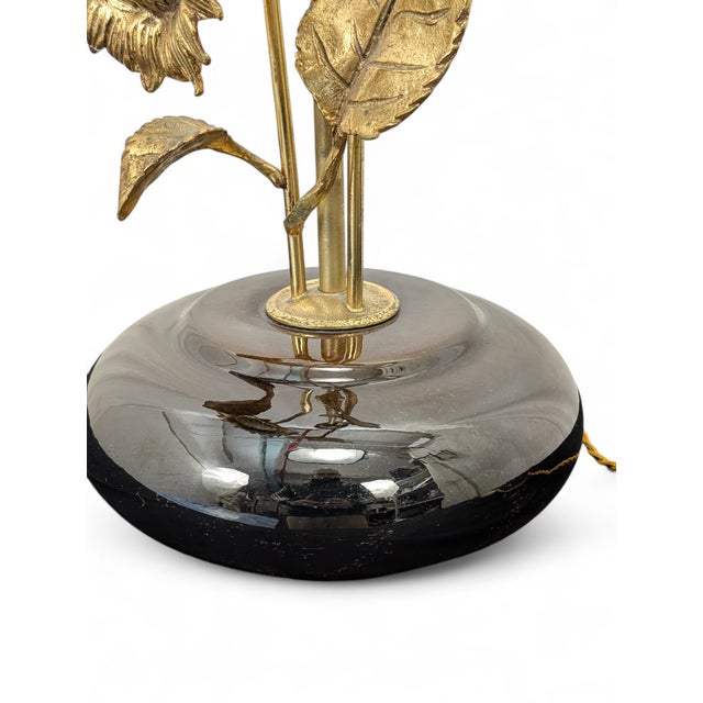 Sunflower-Themed Brass Table Lamp with Porcelain Base For Sale - Image 6 of 8