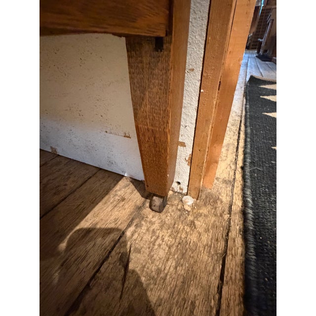 Wood Antique Victorian Oak Bedroom Dresser W/ Serpentine Style Front For Sale - Image 7 of 10