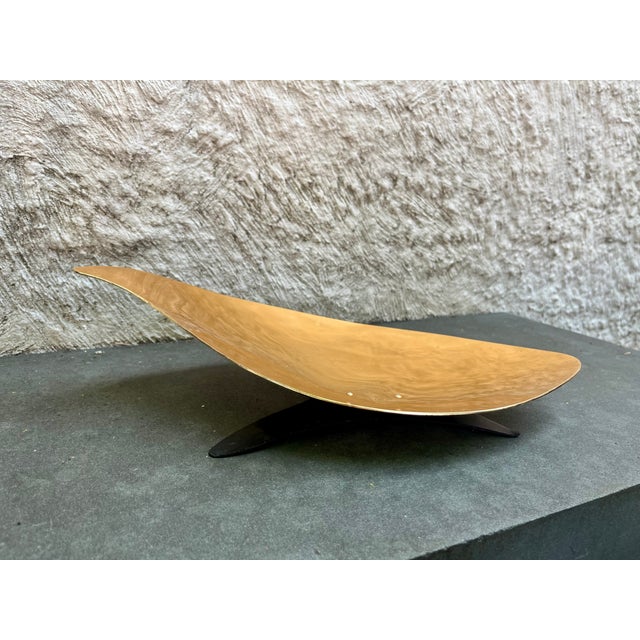 Metal Mid Century Modern 1950s Mirro Aluminum Fruit Atomic Amoeba Tray Bowl For Sale - Image 7 of 7