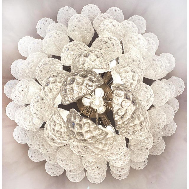 1970s Italian Murano Glass Petals Drop Chandeliers, 1970s, Set of 2 For Sale - Image 5 of 18