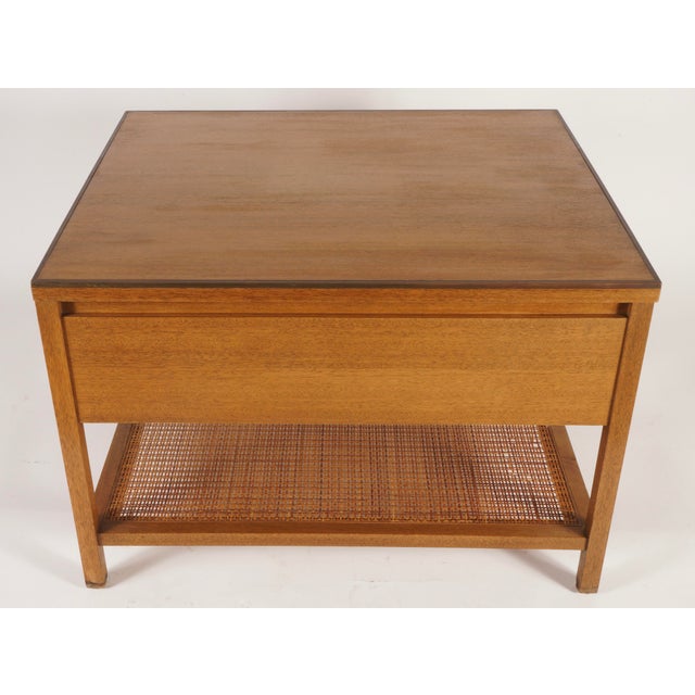 Mid-Century Modern Mid Century Modern Mahogany End Table by Paul McCobb for Calvin Furniture Irwin Collection For Sale - Image 3 of 10