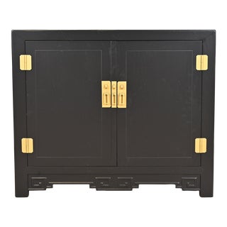 Michael Taylor for Baker Furniture Hollywood Regency Chinoiserie Black Lacquered Bar Cabinet, Newly Refinished For Sale