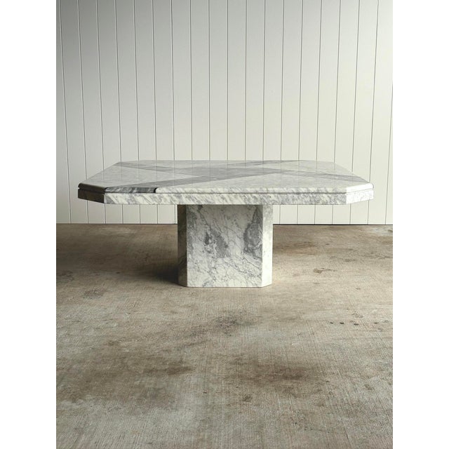 Postmodern Italian Carrara & Bardiglio Marble Inlay Coffee Table, 1970s For Sale - Image 3 of 15
