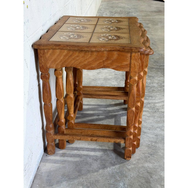 Oak Floral Ceramic Tile-Top Nesting Tables Set of 3 Spindle Legs Traditional Vintage For Sale In Los Angeles - Image 6 of 10