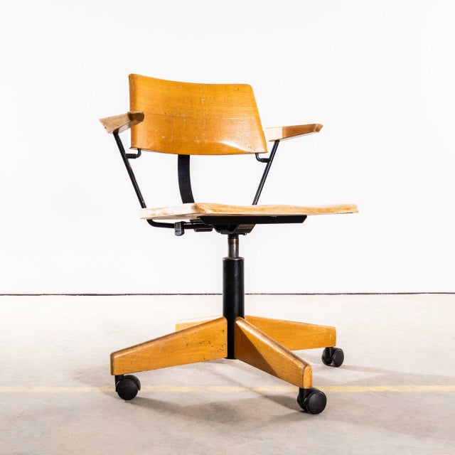Angular Swivel Desk Chair with Metal Rod Arms from Giroflex, 1960s For Sale - Image 3 of 10