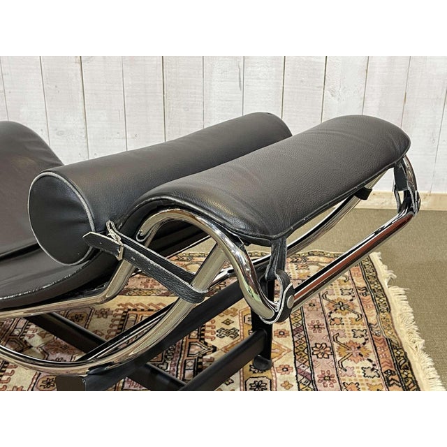 Black Chaise Longue in the style of the LC4 from Le Corbusier, 2000s For Sale - Image 8 of 18