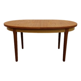 Vintage Mid Century Modern Teak Extendable Dining Table For Sale