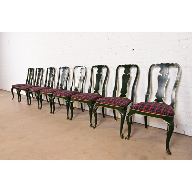 Kindel Furniture Chinoiserie Queen Anne Green Lacquered and Gold Gilt Dining Chairs, Set of Eight For Sale - Image 12 of 12