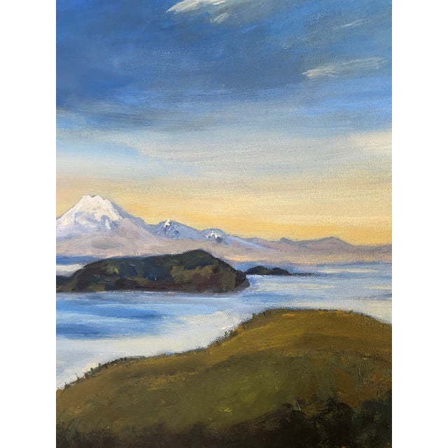 2020s Original Pacific Northwest Landscape Painting – Mt. Rainier From Orcas Island by Francisco Peña For Sale - Image 5 of 8