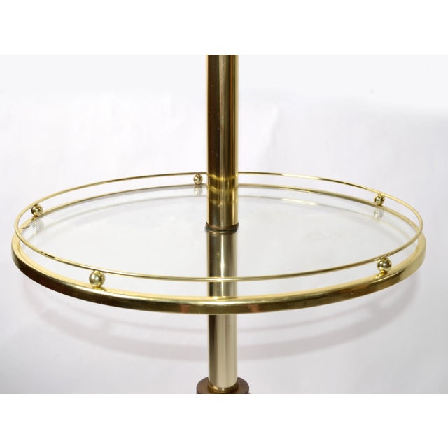 1980s Neoclassical Brass Metal Laurel Lamp Company Style Round Glass Side Table Floor Lamp For Sale In Miami - Image 6 of 12