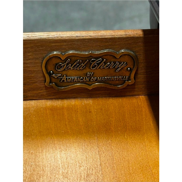 Wood Vintage Queen Anne Style Mahogany Lowboy Dresser / Console Table With Shell Carving For Sale - Image 7 of 8