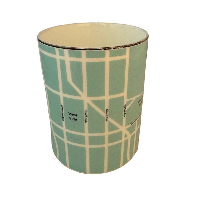 Tiffany and Co. Tiffany & Co. New York Fifth Avenue Manhattan Map Mug For Sale - Image 4 of 8
