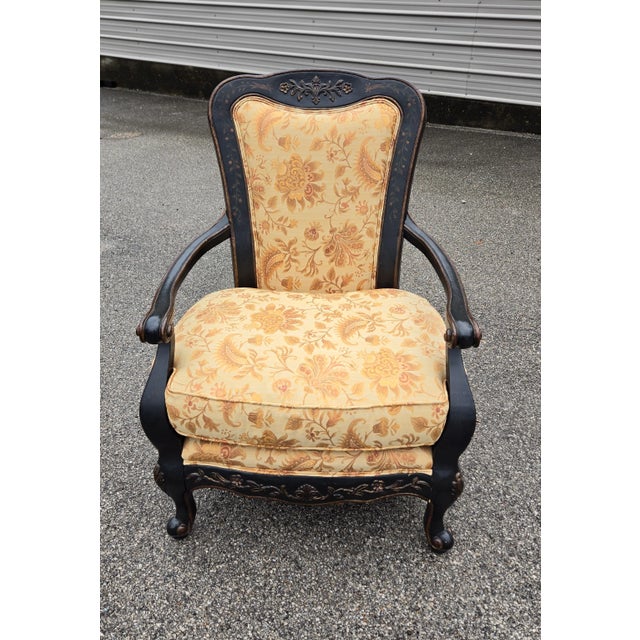 Vintage Stunning Broyhill High Back Parlor Chair. Pretty gold floral tapestry with thick removeable cushion. 42inches tall...
