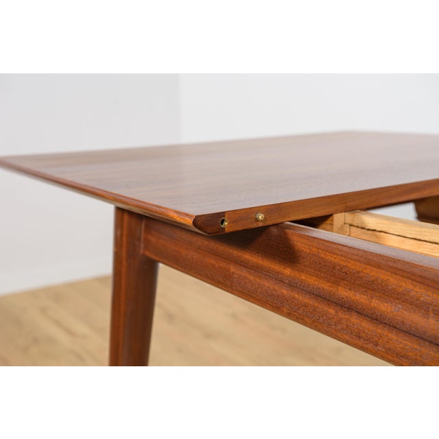 Mid-Century Walnut Extendable Dining Table, Denmark, 1960s For Sale - Image 9 of 18