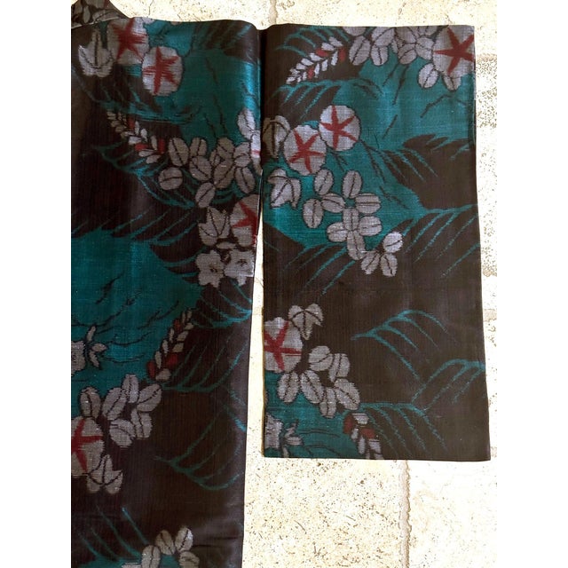 Mid 20th Century Exceptional Japanese Summer Asa Hitoe Weft Ikat Kimono Provenance For Sale - Image 4 of 11