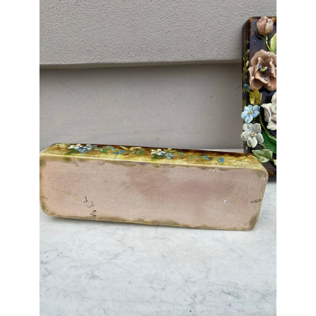 Large Rare 19th Century Majolica Flowers Box For Sale - Image 11 of 11